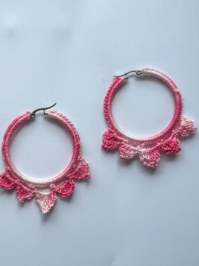 Ατσάλινα σκουλαρίκια κρίκοι πλεκτά χειροποίητα ροζ