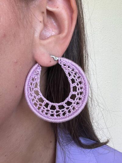 Ατσάλινα σκουλαρίκια κρίκοι πλεκτά χειροποίητα λιλά