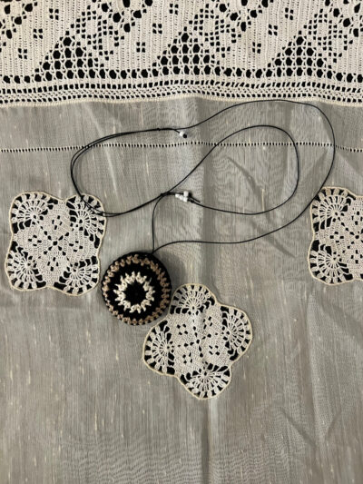 Κρεμαστό πλεκτό γούρι μάτι μαύρο