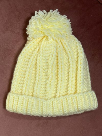 Χειροποίητο πλεκτός σκούφος κίτρινος